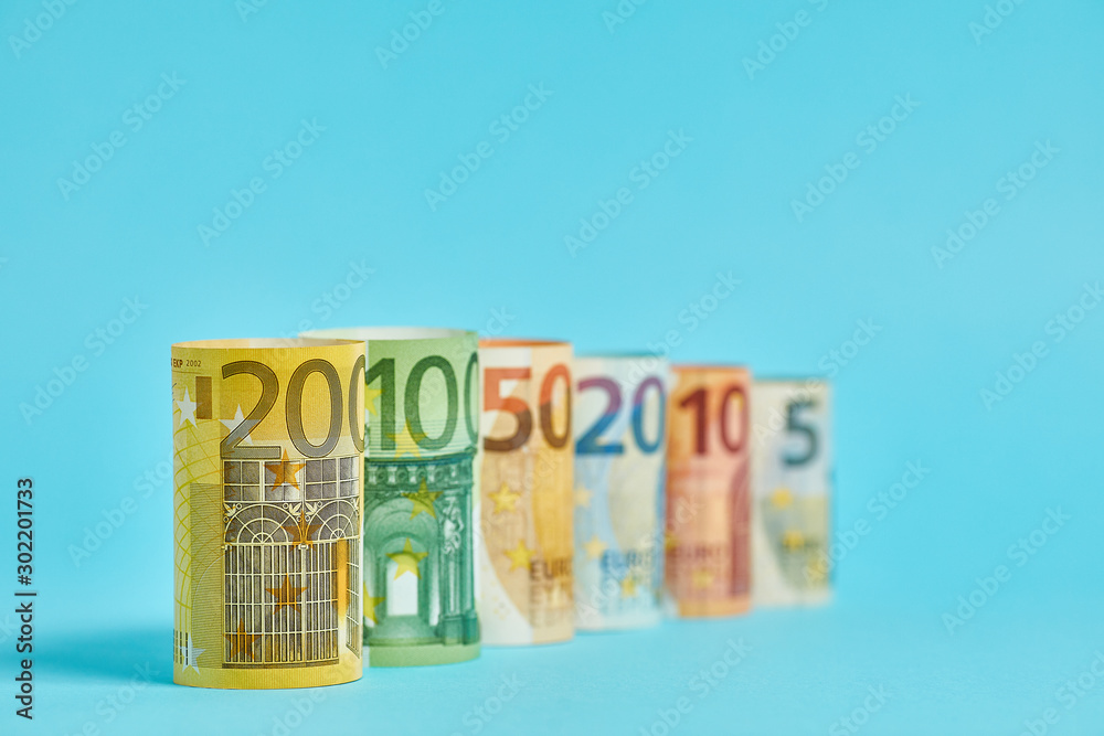 Different Euro banknotes from 5 to 200 Euro Different Euro banknotes from 5 to 200 Euro