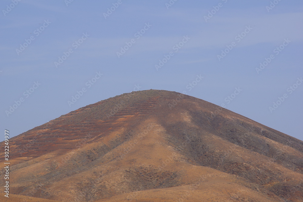 Naklejka premium Mountains, roads and ruins in the desert.