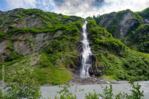 Fototapeta Naklejka Na Ścianę i Meble -  Bridal Veil Falls near Valdez Alaska