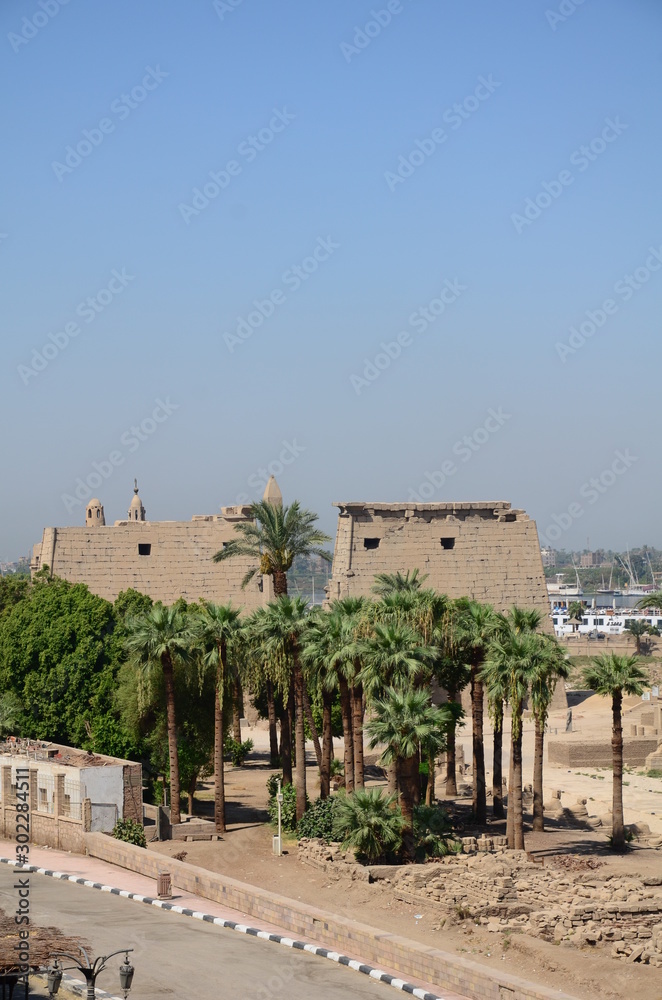 Obraz premium PYLÔNES TEMPLE DE LOUXOR XIV SIÈCLE AV J.C EGYPTE