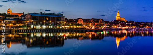 Foto Waren (Müritz) Blaue Stunde im Panorama