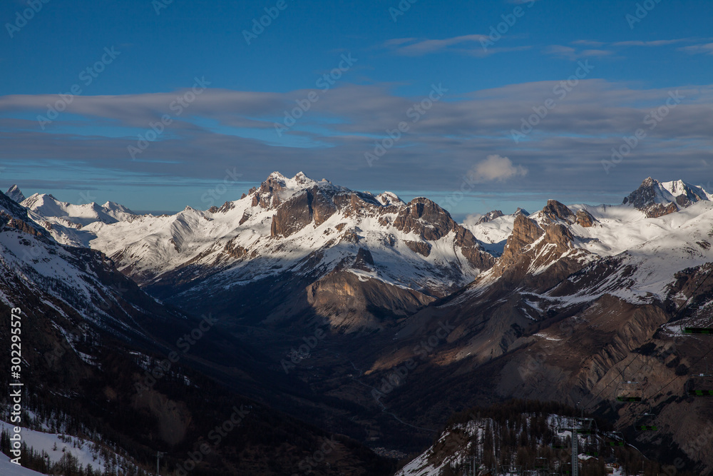 Fototapeta premium Mountain landscape in Serre Chevalier, French Alps