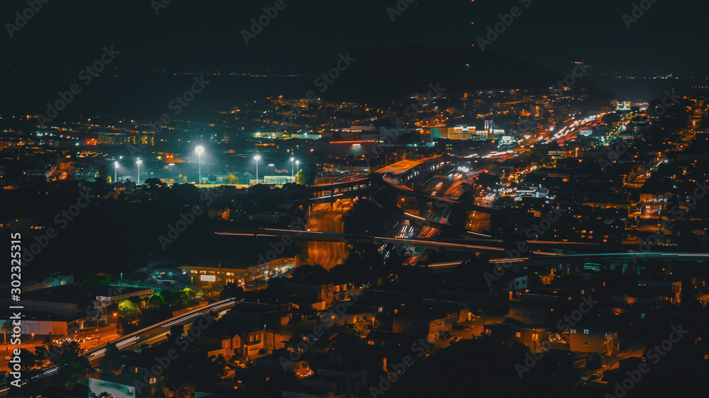 Fototapeta premium View of San Francisco's highways at night