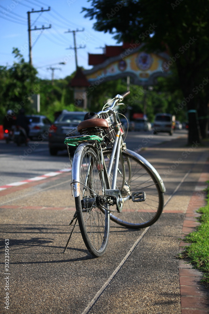 Bicycles and travel in big cities