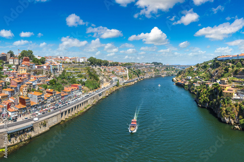 Panoramic view of Porto © Sergii Figurnyi