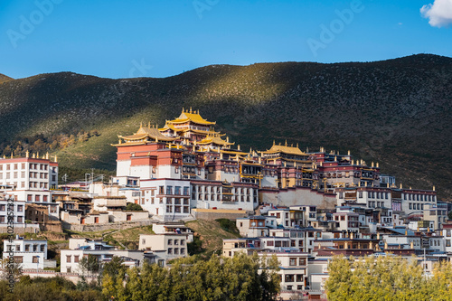 Songzanlin Temple also known as the Ganden Sumtseling Monastery, is a Tibetan Buddhist monastery in Zhongdian city( Shangri-La), Yunnan province China and is closely Potala Palace in Lhasa