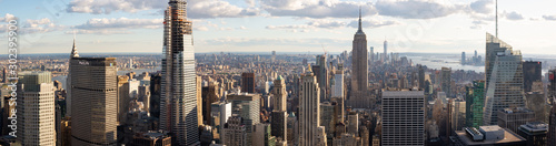 Panorama view of Midtown Manhattan from Top of the Rock © Euqirneto
