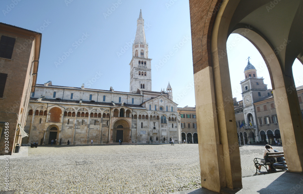 Italy /Modena : the Cathedral is a masterpiece of the Romanesque style. It was built in the year 1099 by the architect Lanfranco on the site of the sepulcher of San Geminiano.