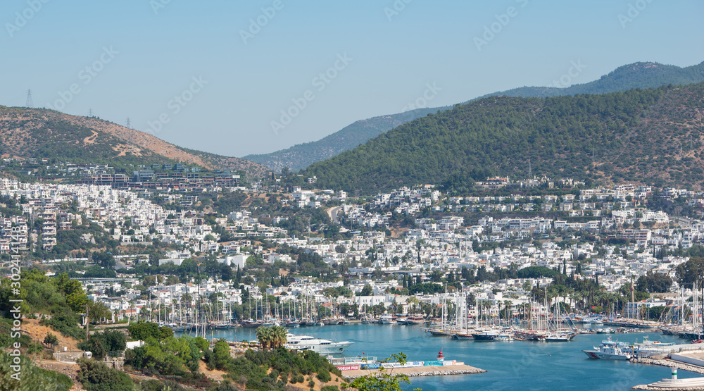 Charteryachten im Hafen von Bodrum auf der Insel Türkei Charteryachten im Hafen von Bodrum auf der Insel Türkei