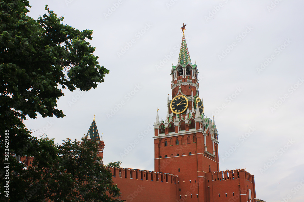 Spasskaya Tower of the Kremlin on Red Square in Moscow, Russia Spasskaya Tower of the Kremlin on Red Square in Moscow, Russia