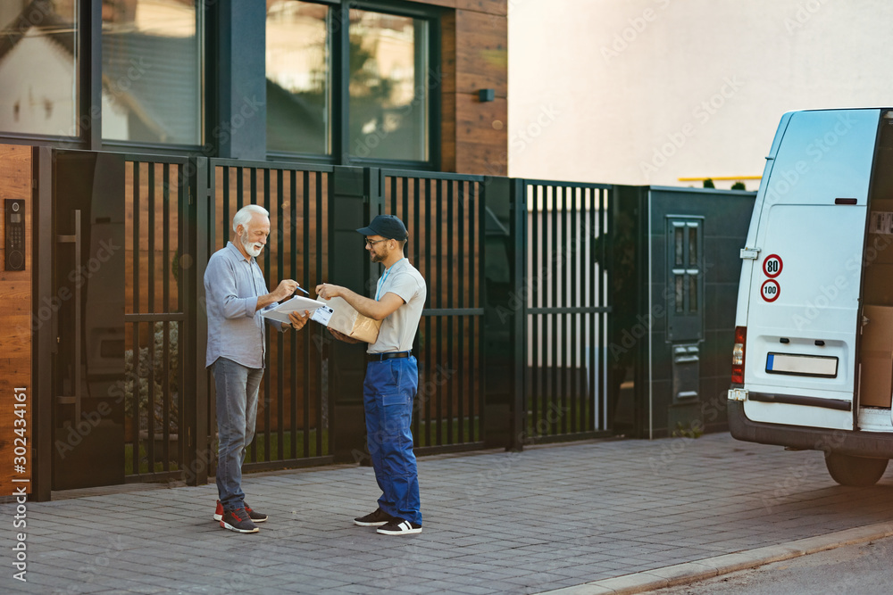 Where should I sign for a delivery? Where should I sign for a delivery?