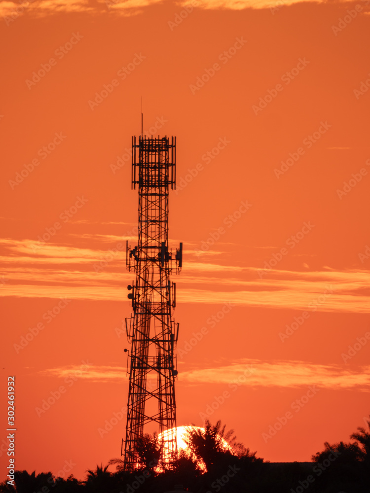Saudi Arabian telecoms mast awaits 5G rollout