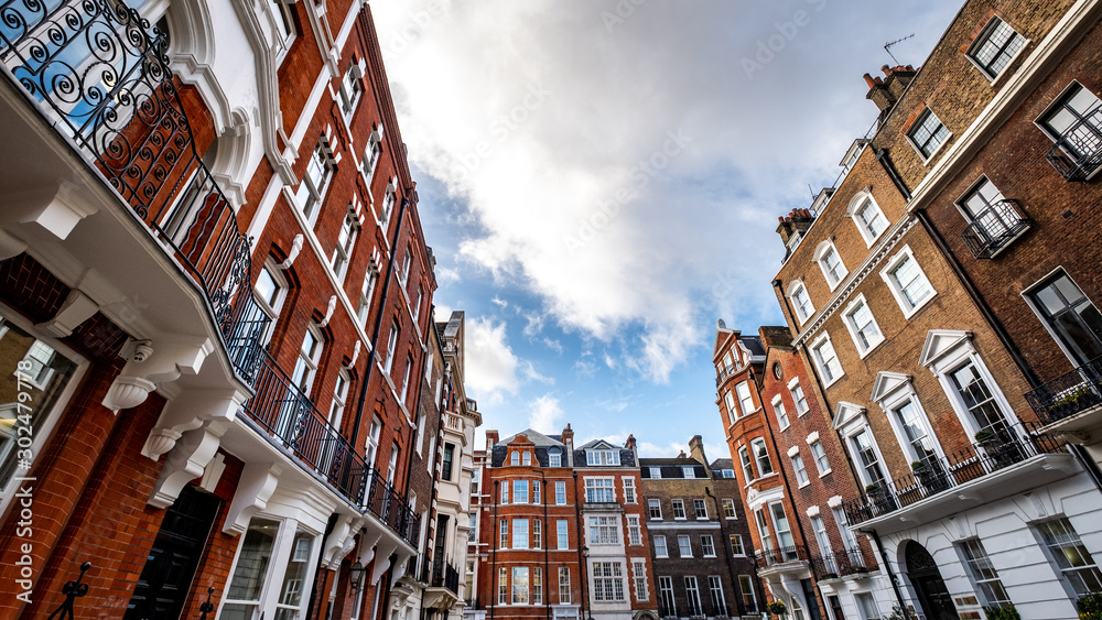 Beautiful Georgian buildings in Marylebone area of London's West End <span>plik: #302479778 | autor: William</span>