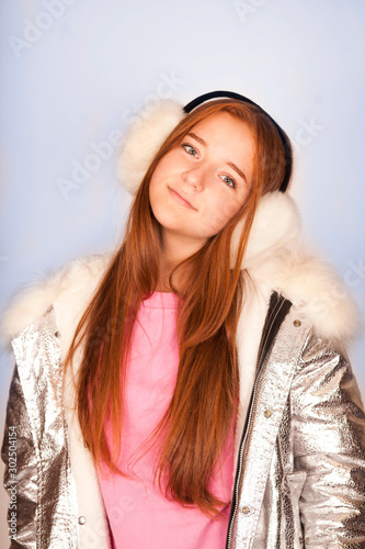 Canvas Print Headshot portrait of happy friendly smiling funny beautiful casual teenage girl
