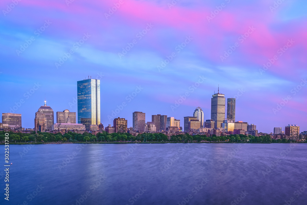 Fototapeta premium Purple sunset view of Boston Skyline by Chalres River in summer