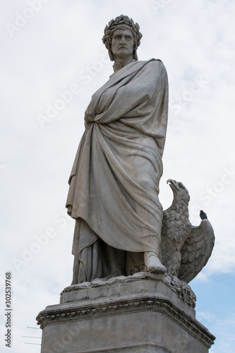 Dante Alighieri statue in florence, italy