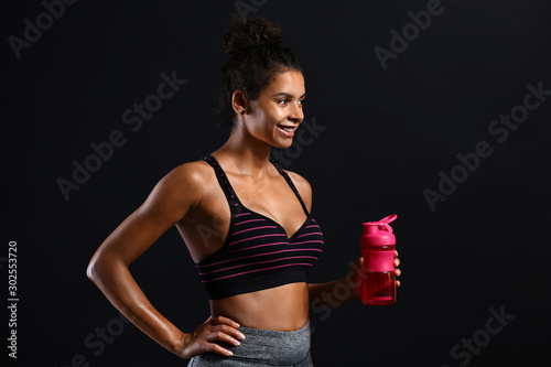 Sporty African-American wom...