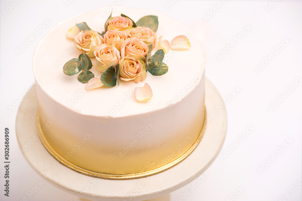 Elegant Birthday Cake Images - Free Download on Freepik