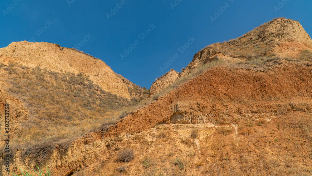View to the Red Grand Stone Rocks i View to the Red Grand Stone Rocks i