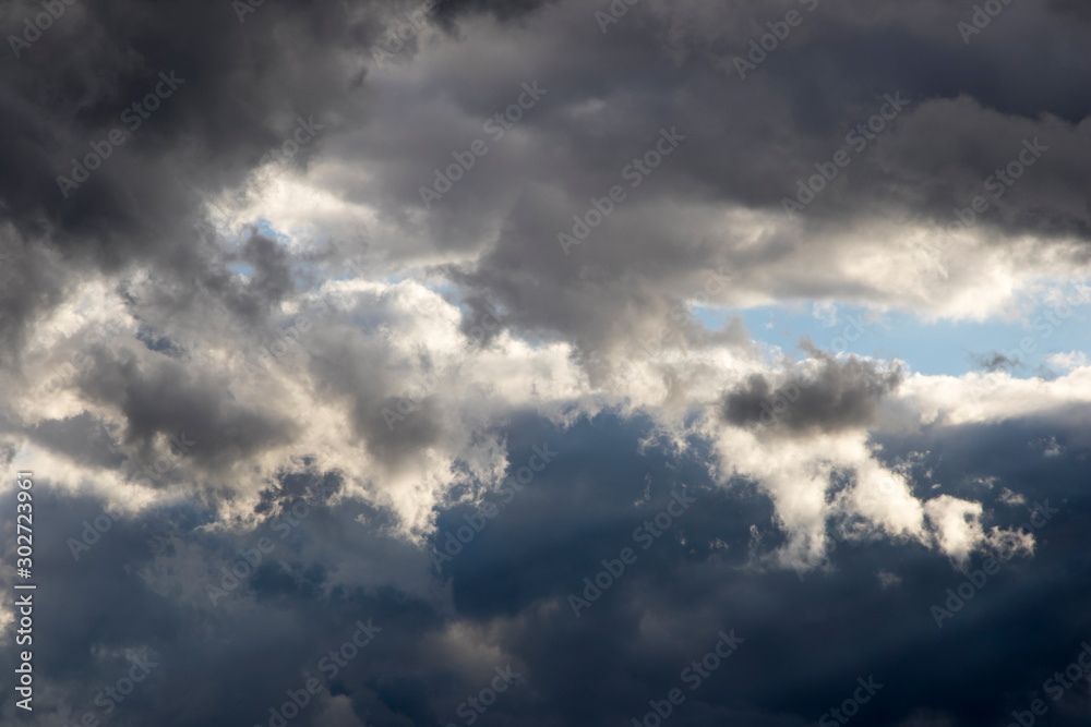 Obraz premium Storm clouds background, dramatic sky