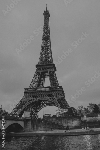 Torre Eiffel © mario