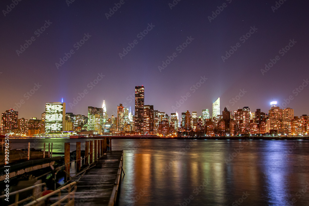 Fototapeta premium Manhattan nocą