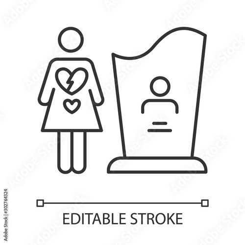 Maternal mortality linear icon. Woman grieving. Girl heartbroken. Death of partner, child. Mourn family member. Thin line illustration. Contour symbol. Vector isolated outline drawing. Editable stroke