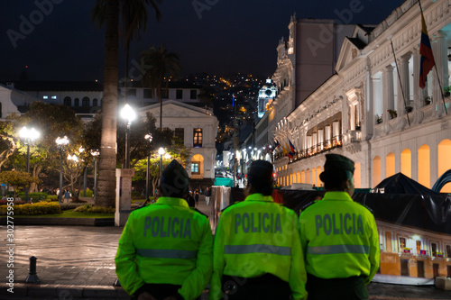 Quito policemen