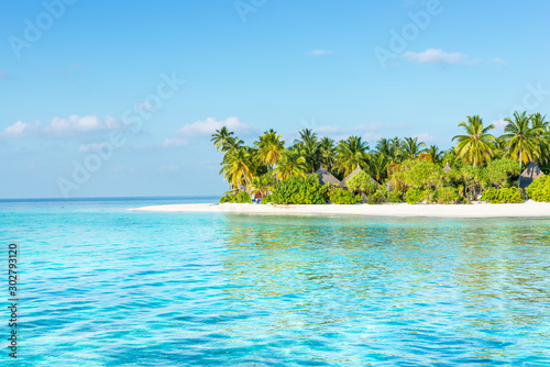 Luxury Holidays on a tropical island. © patma145