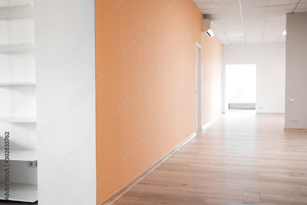 Fototapeta premium View of empty spacious hall