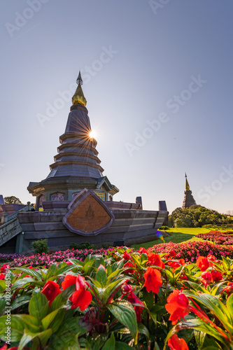 Phra Mahathat Napha Methanidon and Phra Mahathat Naphaphon Phumisiri.