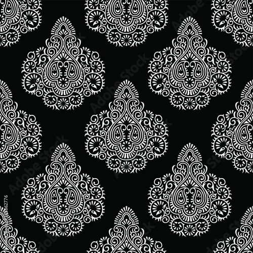 Seamless traditional Asian damask pattern