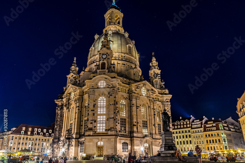 Dresdner Frauenkirche in der Nacht © Mirko MN-Photograph.