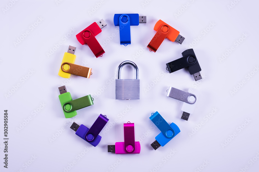 Obraz premium Privacy and data protection: USB sticks with locked padlock