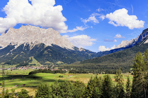 Obraz na płótnie All around Garmisch