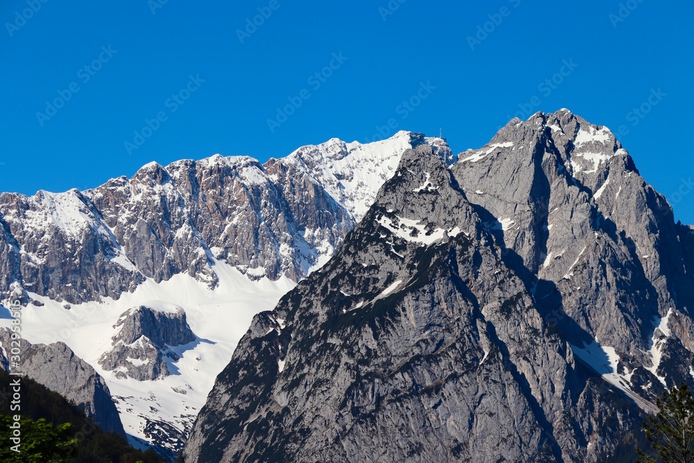 Waxenstein und Zugspitze bei Garmisch