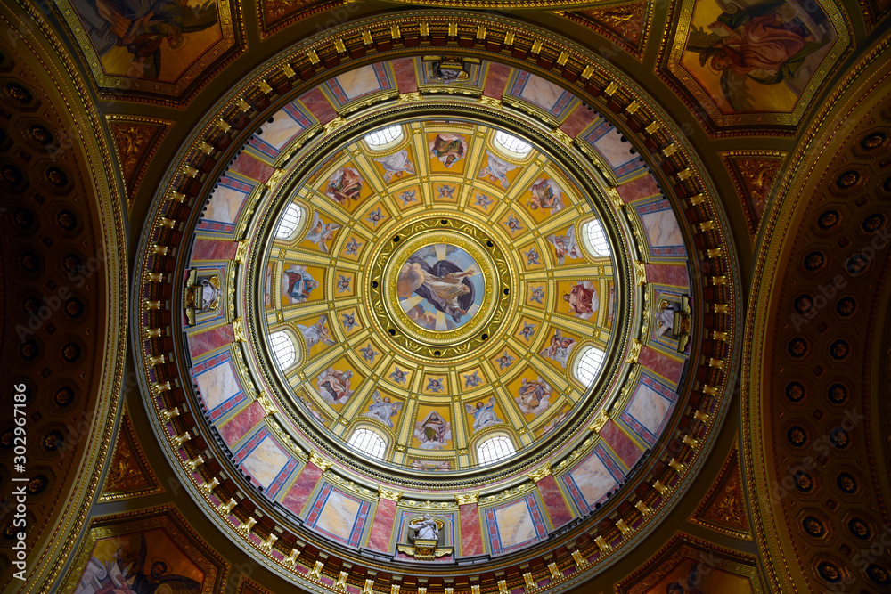 St. Stephen's Basilica is a Roman Catholic basilica in Budapest St. Stephen's Basilica is a Roman Catholic basilica in Budapest