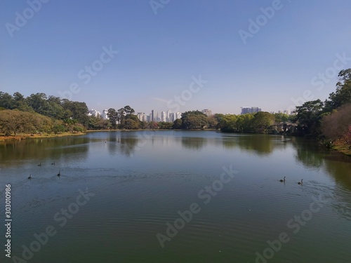 lake in the park © Victor
