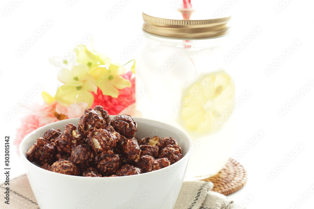lemonade and chocolate pop corn lemonade and chocolate pop corn