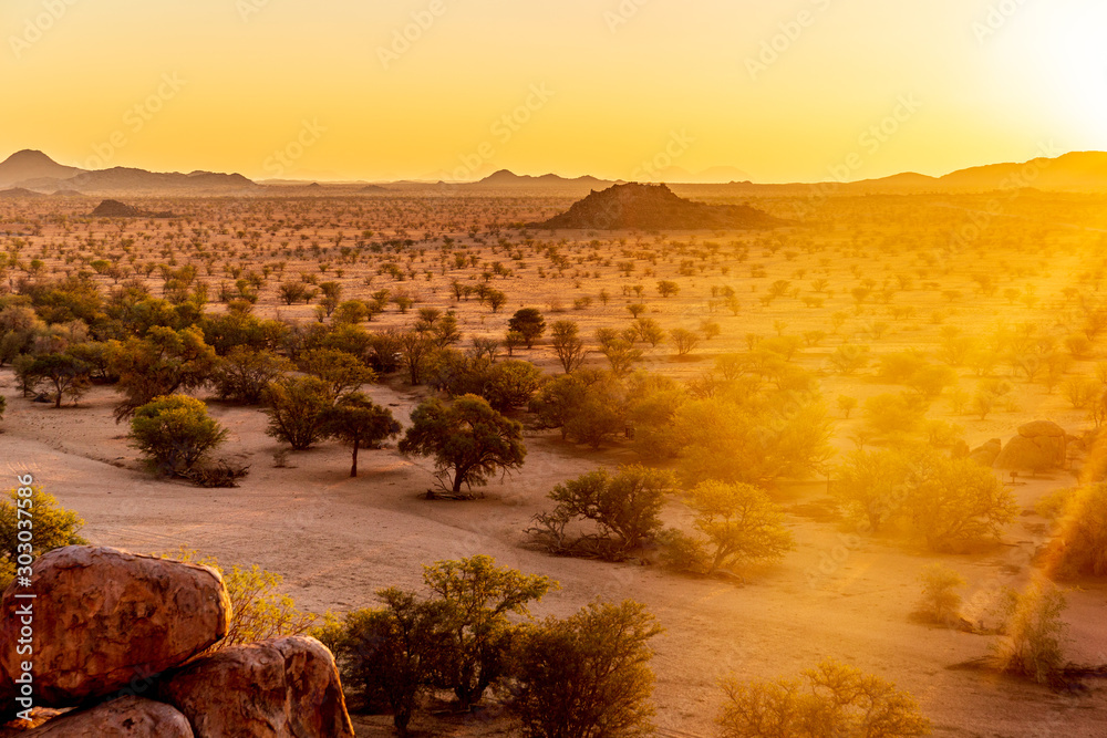 Coucher de soleil au Waterberg en Namibie Coucher de soleil au Waterberg en Namibie