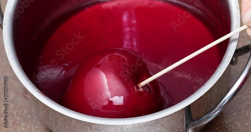 Glazing an apple