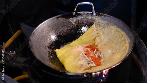 Thai desserts are Thai desserts that have existed since ancient times.