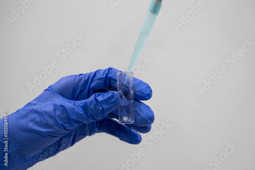 Obraz na plátně Cuvette tubes are a tool used in various laboratories