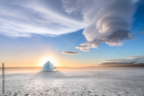 Lenticular cloud over Diamond bBeach, Iceland.