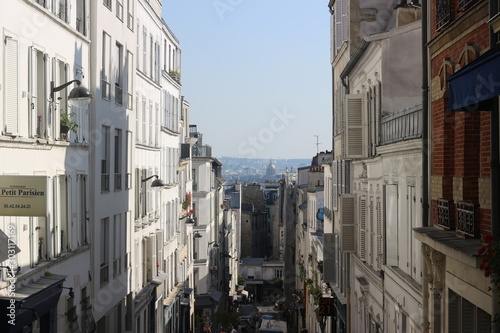 Fototapeta Naklejka Na Ścianę i Meble -  Parisian Streets