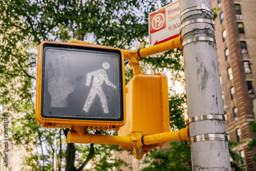 Keep walking traffic light in New York photo