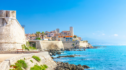 Fotobehang Nice Historisch centrum van Antibes in Provence  © proslgn