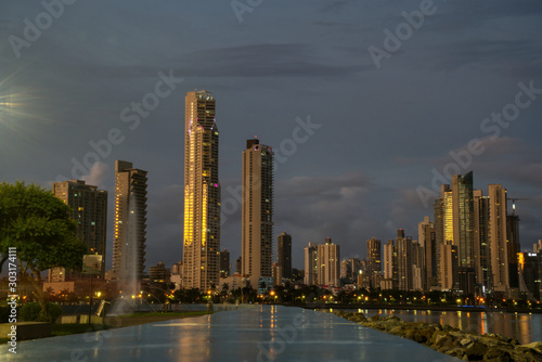 Panama City Sony A7 iii Skyline Sonnenuntergang