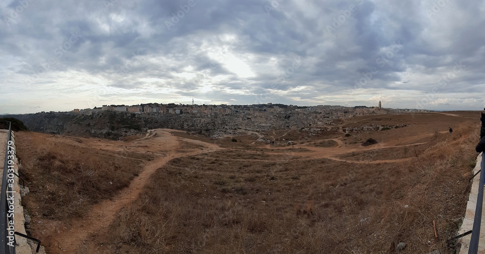 Matera - Panoramica dal parcheggio del Belvedere Murgia Timone Matera - Panoramica dal parcheggio del Belvedere Murgia Timone