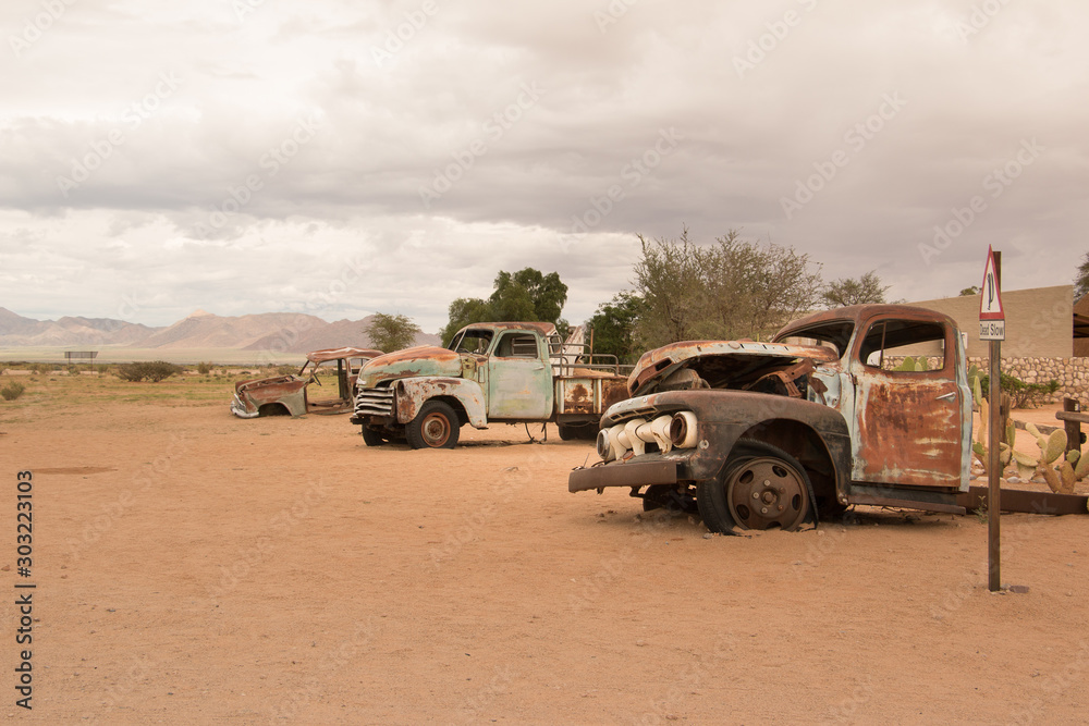 Rostige Pickups in Solitaire Namibia 